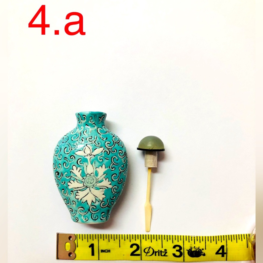 Antique Chinese Snuff Bottle (#4)